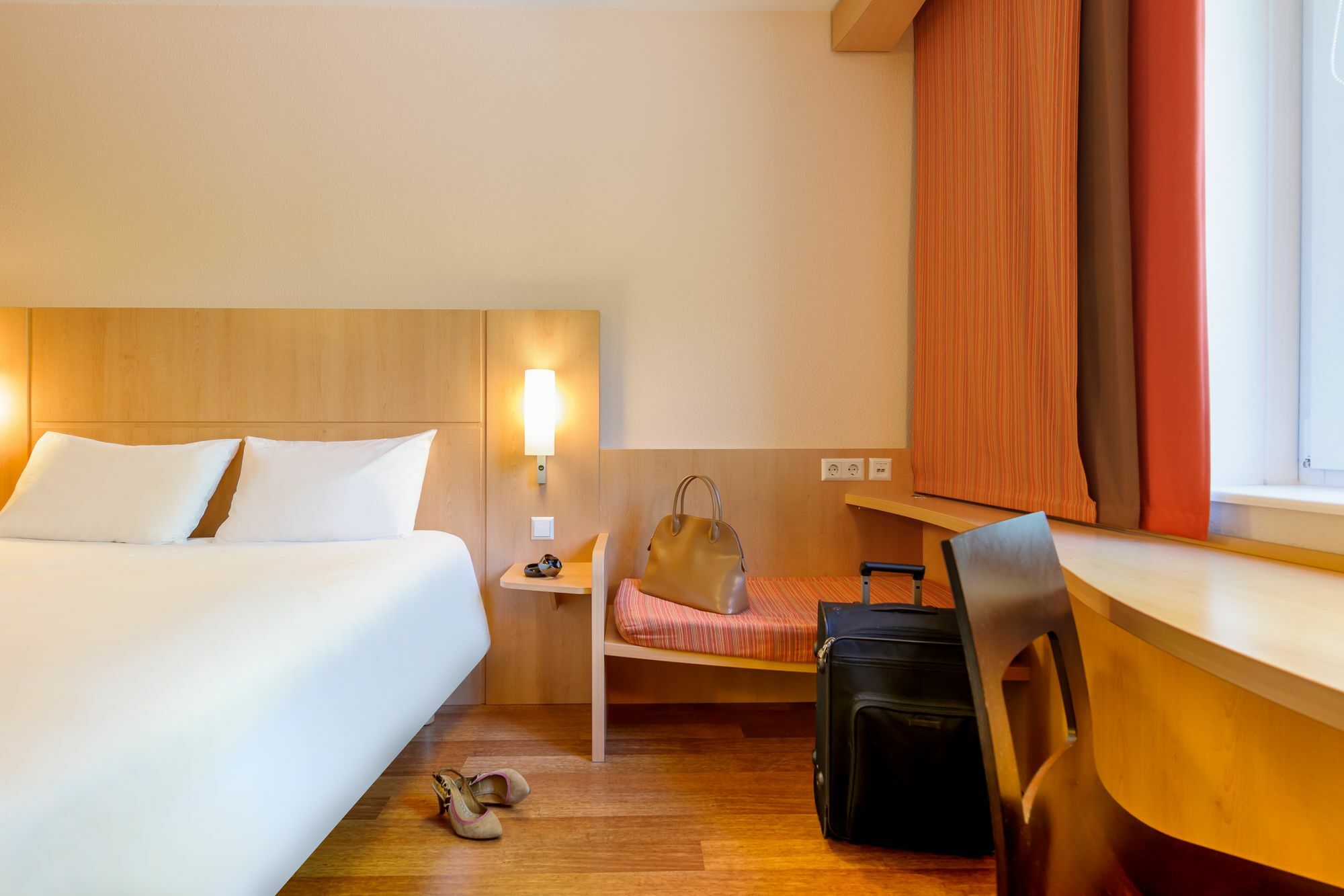 ไอบิส คอนสแตนซ์ Hotel คอนสตานซ์ ภายนอก รูปภาพ
