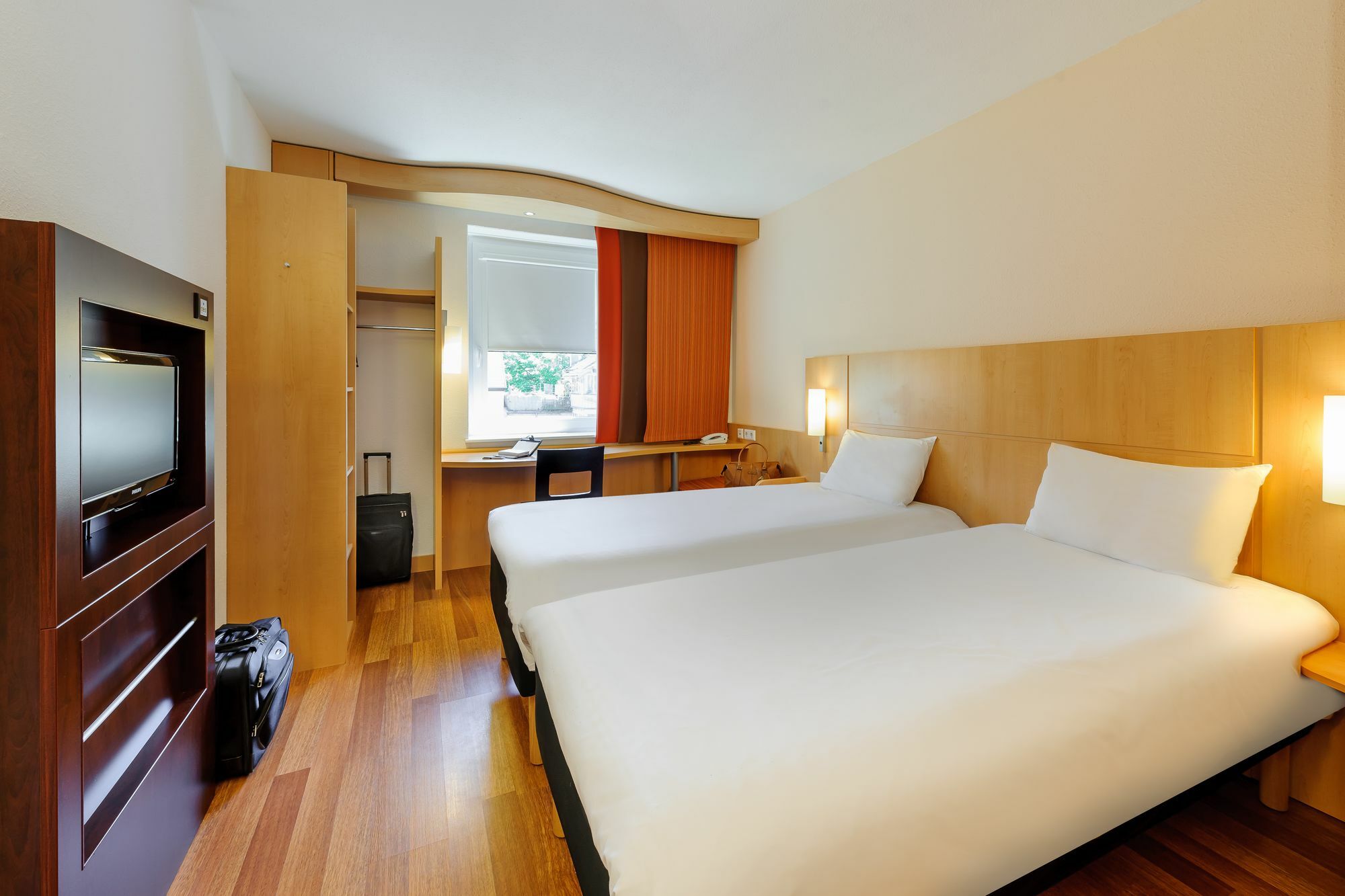 ไอบิส คอนสแตนซ์ Hotel คอนสตานซ์ ภายนอก รูปภาพ
