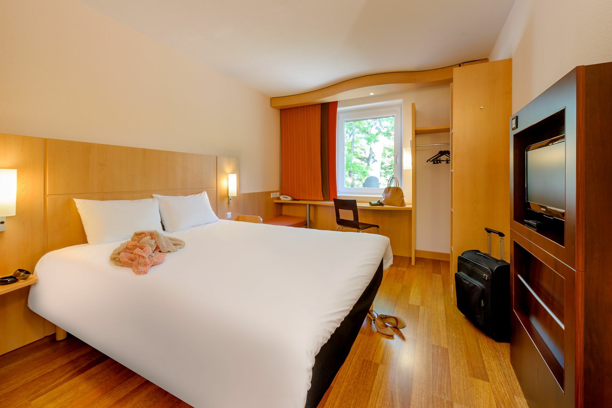 ไอบิส คอนสแตนซ์ Hotel คอนสตานซ์ ภายนอก รูปภาพ
